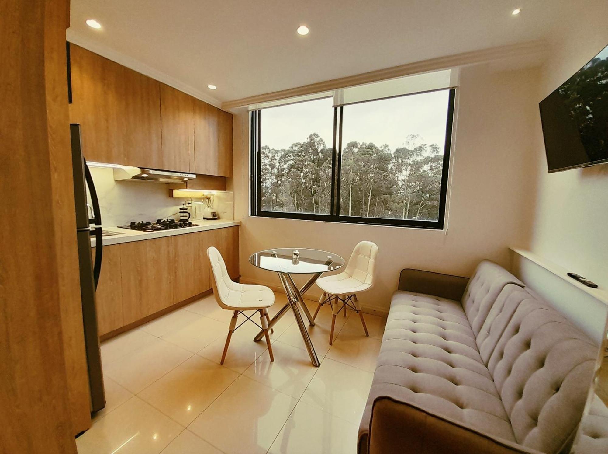Elegante Suite Privada En Cuenca - Parqueo Incluido Exteriör bild